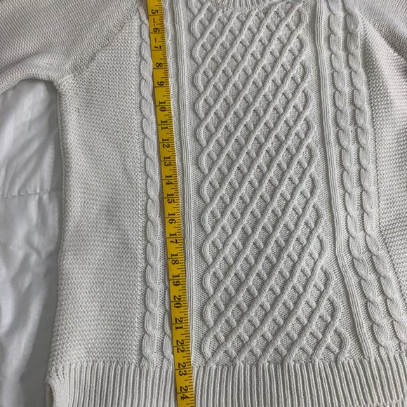 GAP Women’s Ivory Cable Knit Sweater – Size L, Crew Neck, High–Low Hem - Picture 12 of 15